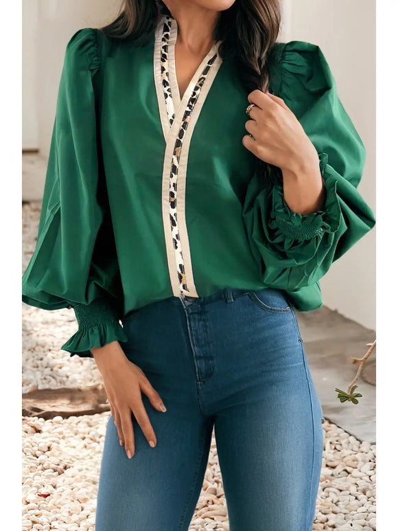 Marisol Contrast Leopard V-Trim Rouched Sleeve Blouse – Evergreen