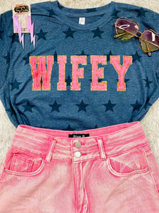 Wifey Star Print Graphic Tee - Navy/Pink